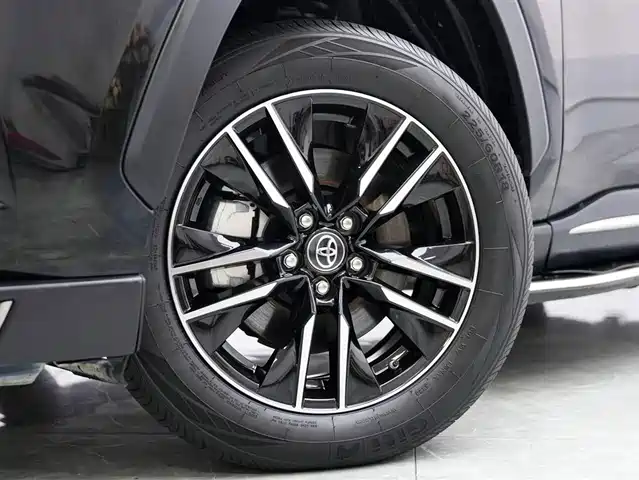 Toyota Wildlander New Energy 2021 High Performance 2.5L 2WD Power Edition — фото 3