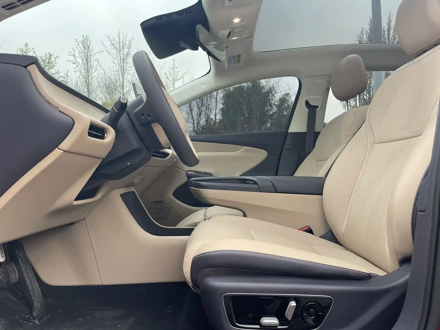 Hongqi HONGQI TIANGONG 05