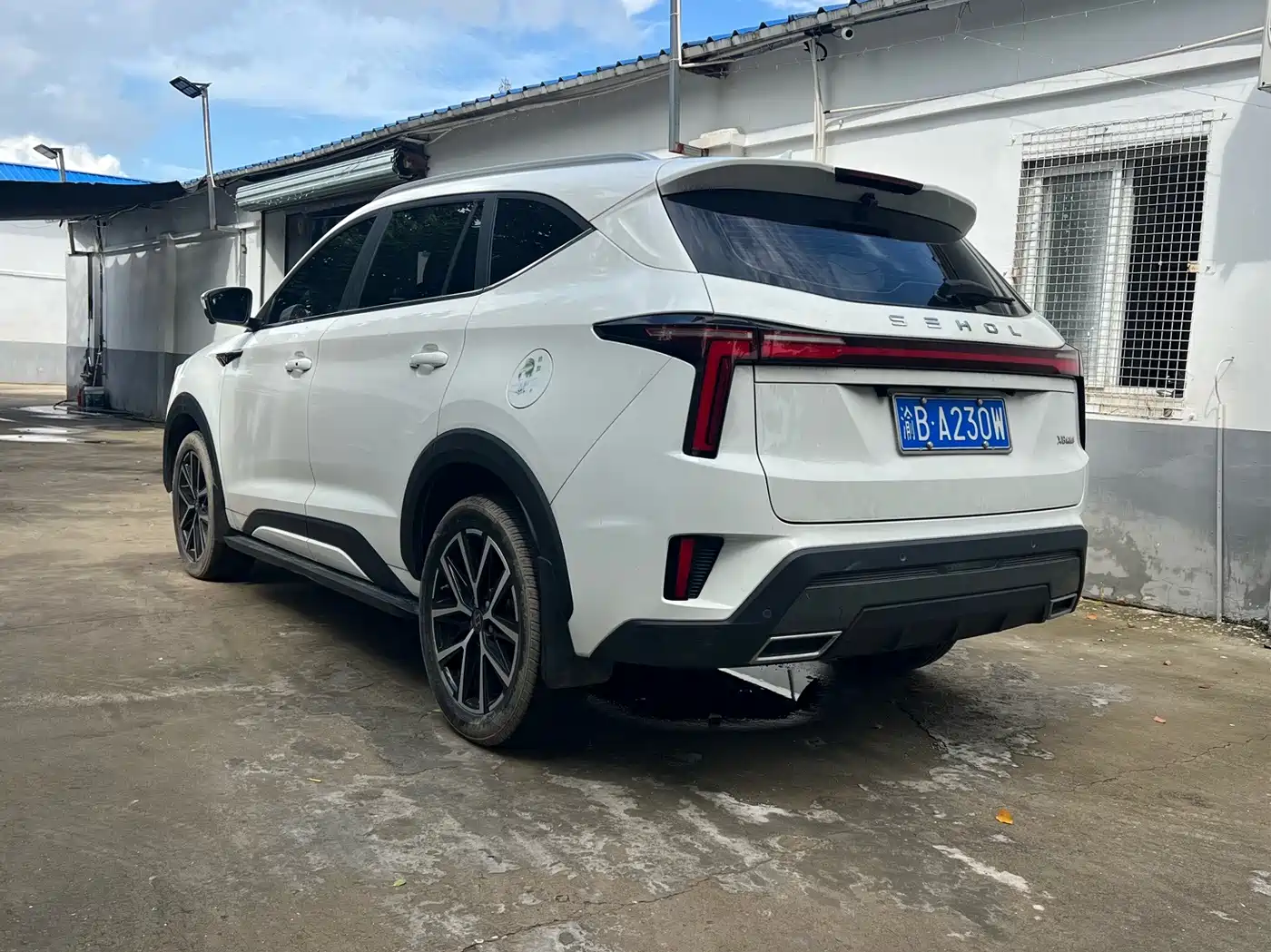 Sehol X8 PLUS 2023 2023 1.5TGDI DCT Smart Family Edition (7-seater)