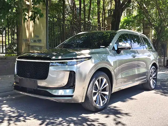  Li Auto Li ONE 2020 Extended Range 6-seater