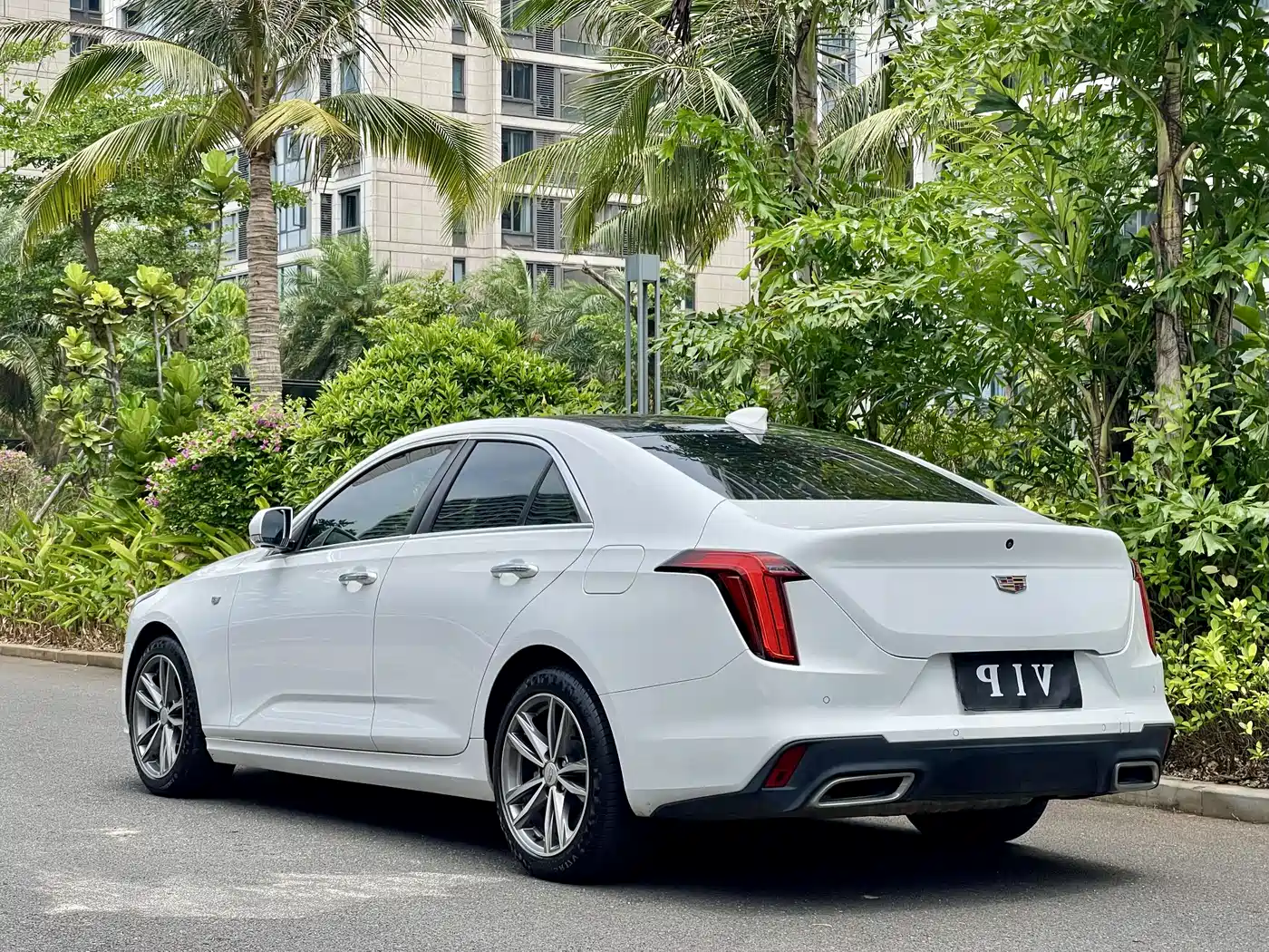 CADILLAC CT4