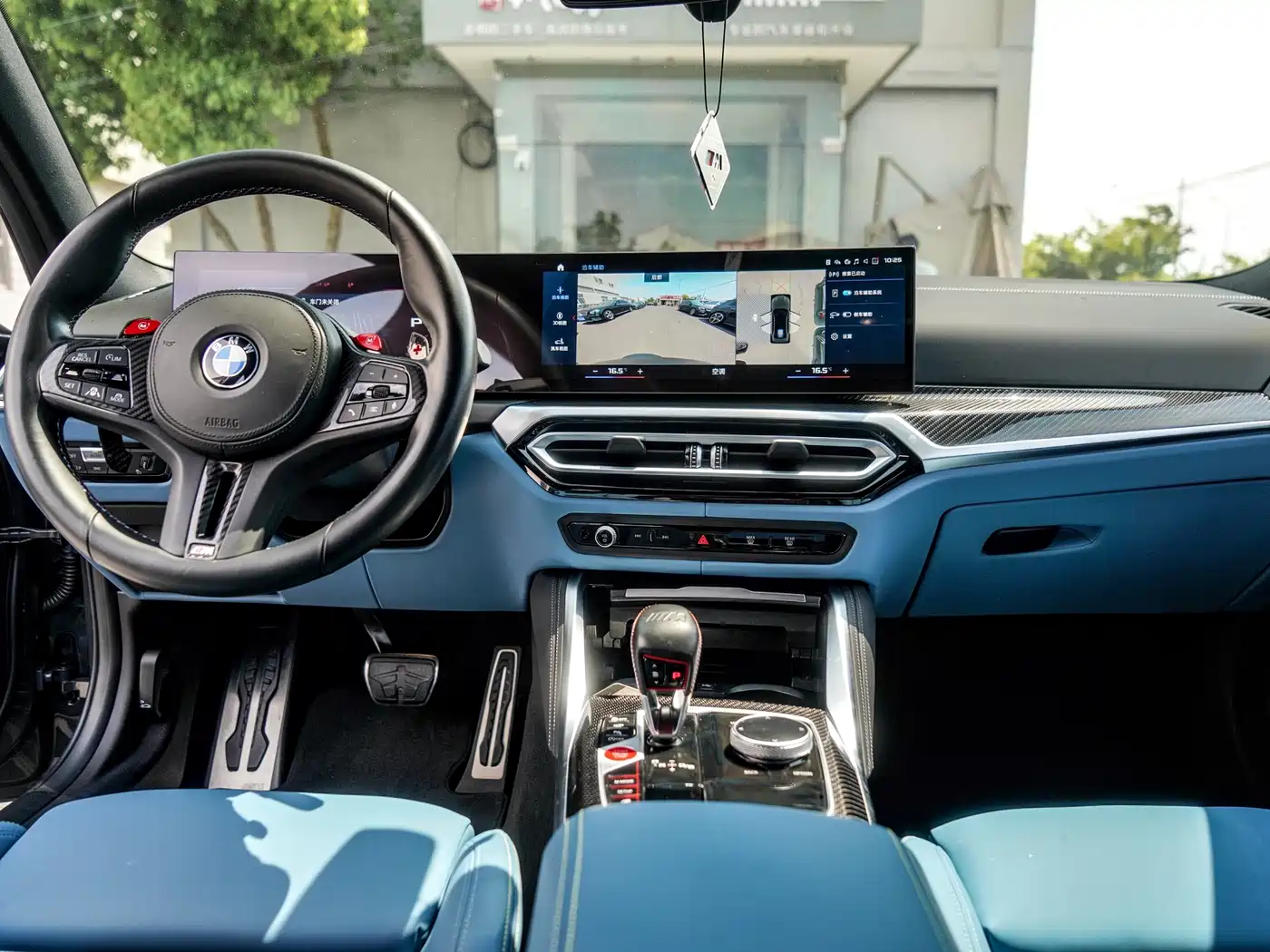BMW M3 2023 M3 Sedan M xDrive Thunder Edition фото 11