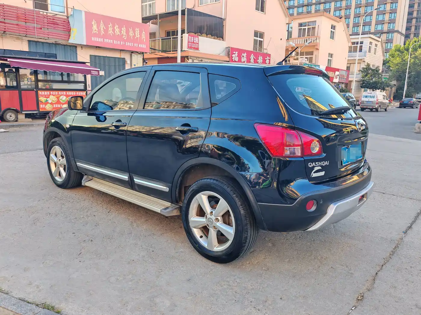 Nissan Qashqai 2012 2012 2.0XV Thunder CVT 2WD