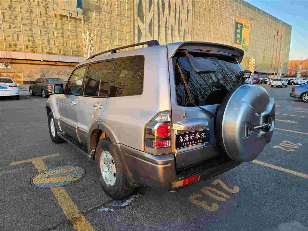 Mitsubishi Pajero 2008 V73 3.0L GLS NAVI фото 11