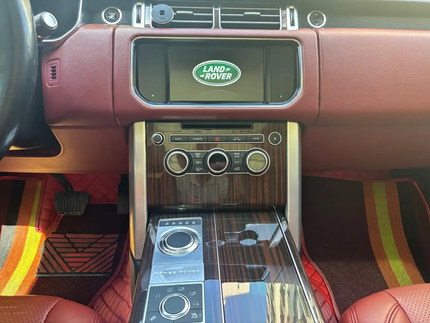 Фото 9 - Land Rover Range Rover