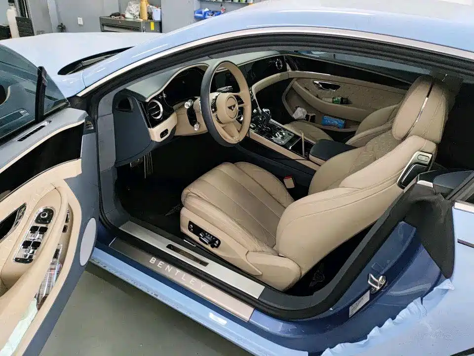 Фото 4 - Bentley Continental
