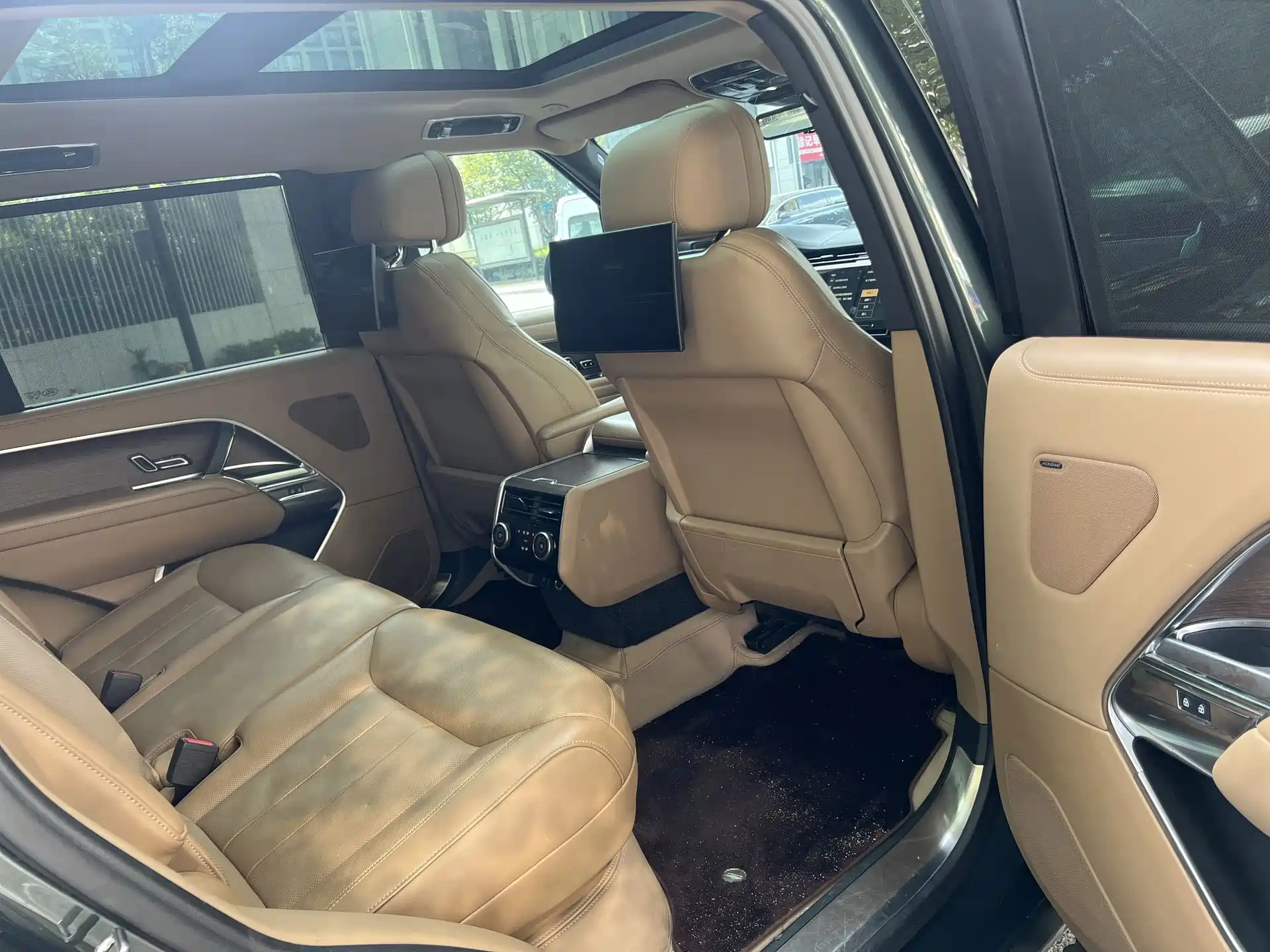 Фото 9 - Land Rover Range Rover