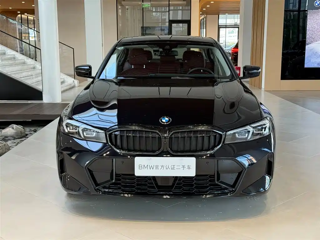 BMW 3 Series 2024 330Li M Sport Shadowline Package фото 6