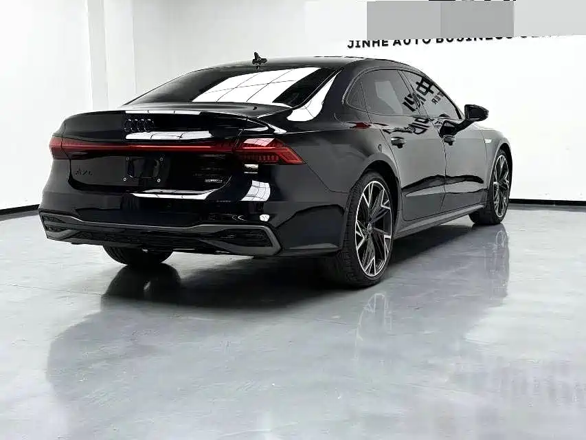 AUDI A7L