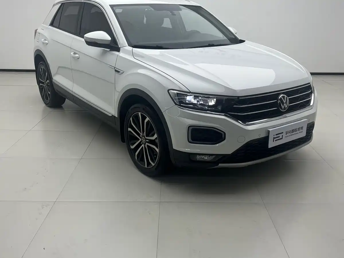 Volkswagen T-Roc, миниатюра 3