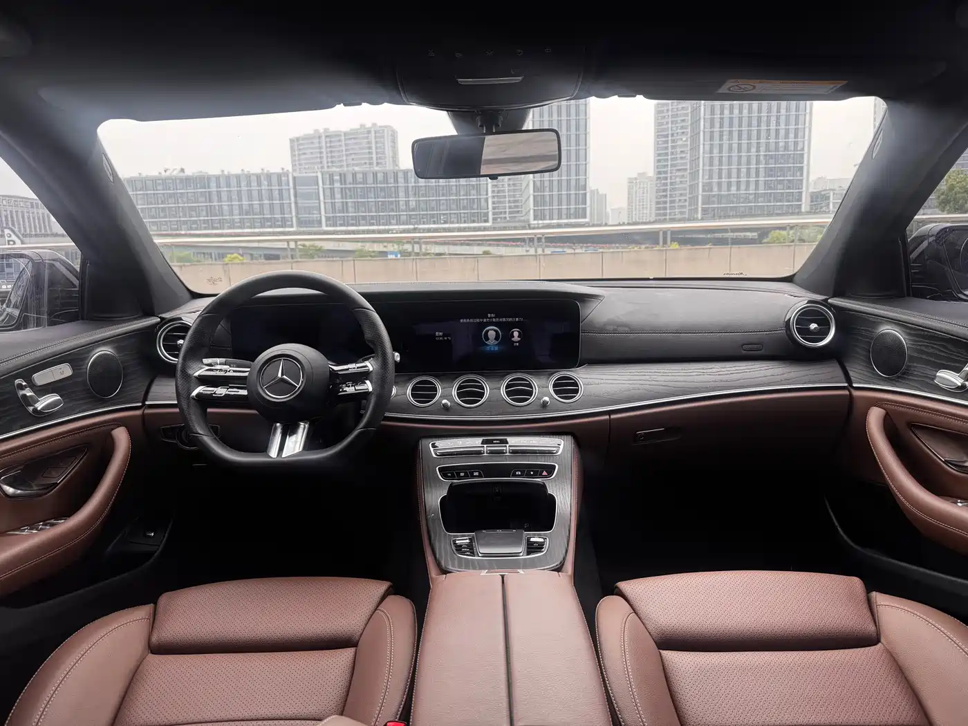 Mercedes-Benz E-Class 2021 Facelift E 260 L фото 15