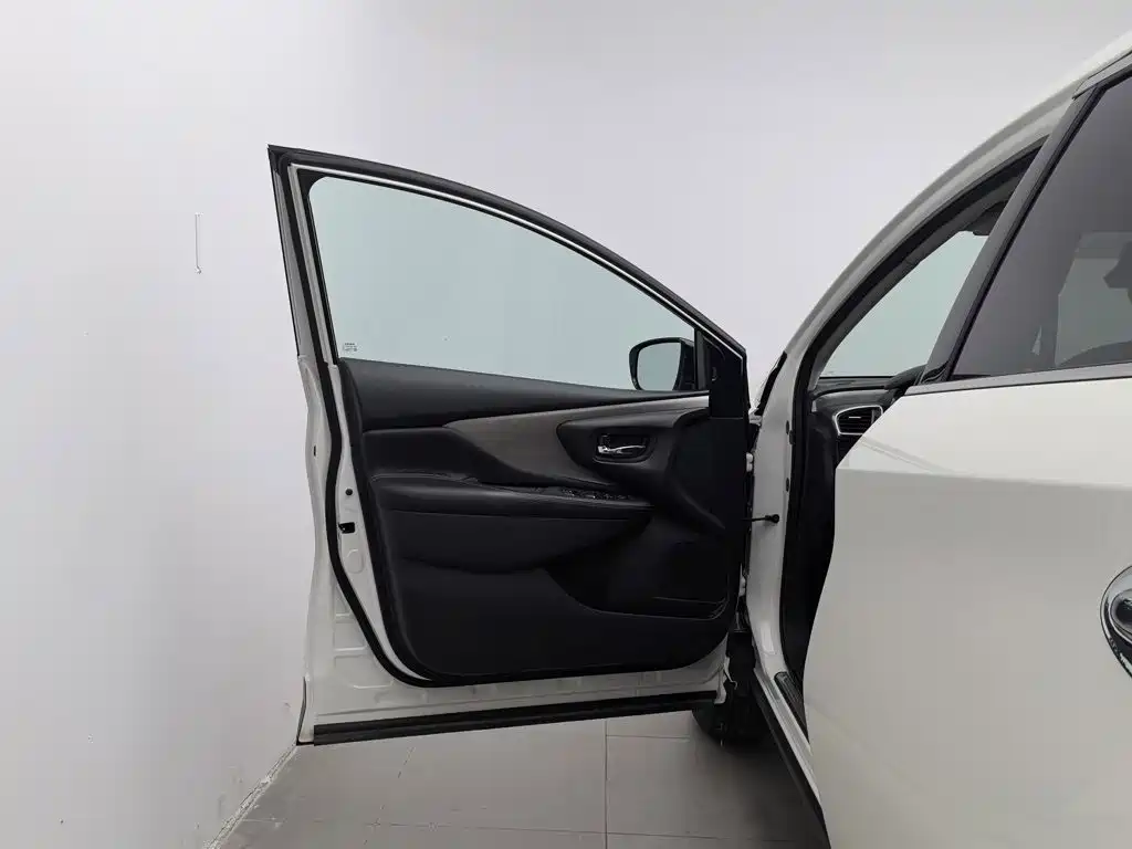 Фото 8 - Nissan Murano
