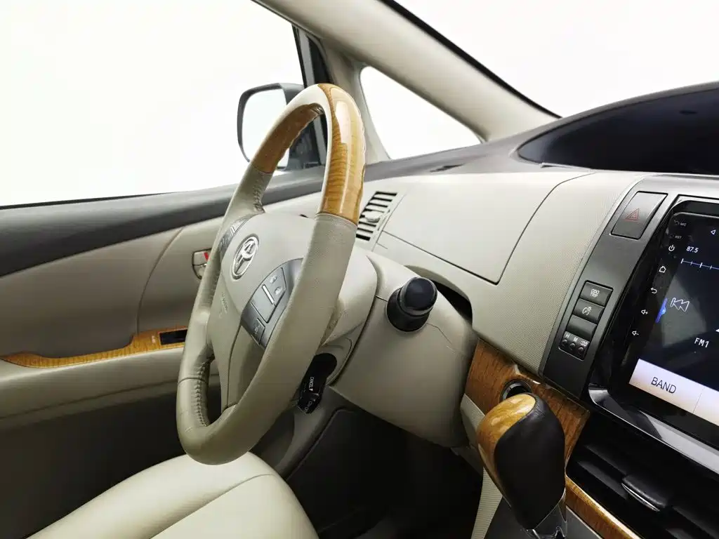 Toyota Previa 2011 2006 2.4L 7-seater Standard