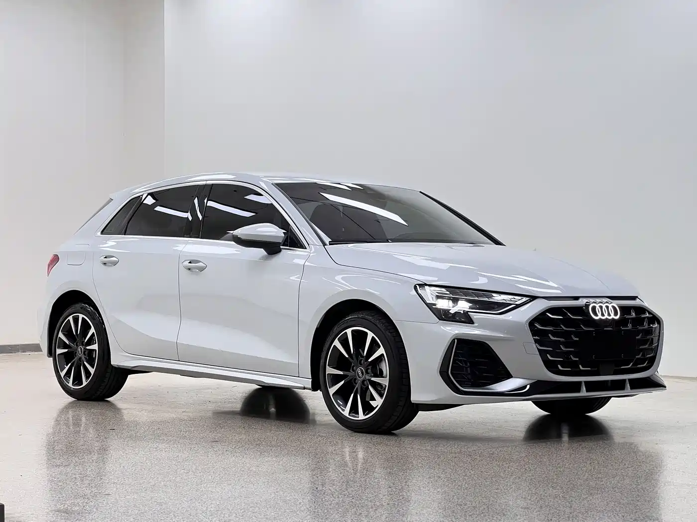 Фото 3 - Audi A3