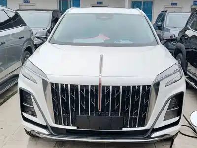 Hongqi HS3