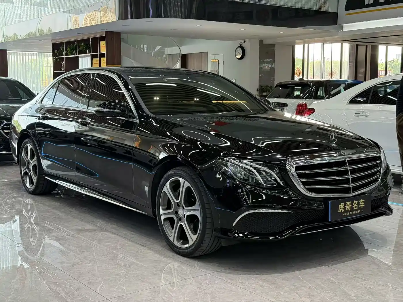 Mercedes-Benz E-Class 2016 E 300 L Sport Fashion Type фото 3