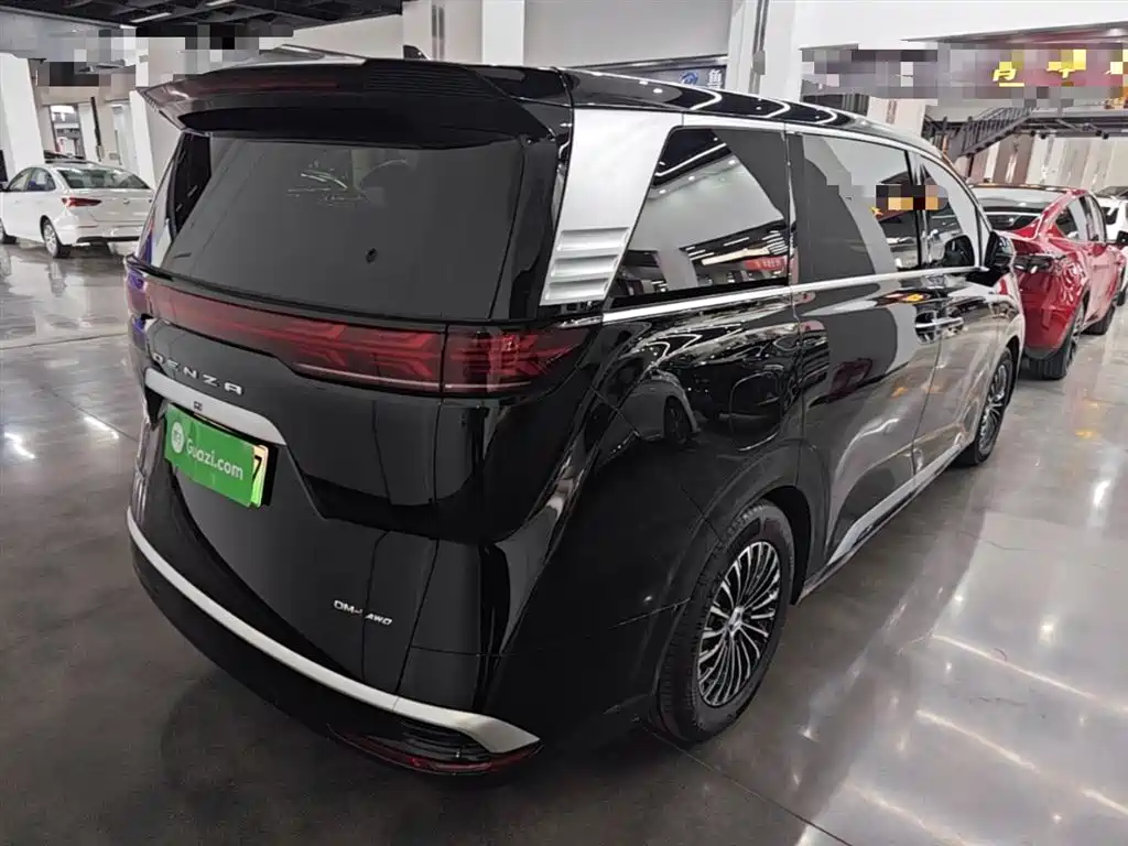Denza D9 2024 DM-i 980 AWD Prestige фото 7
