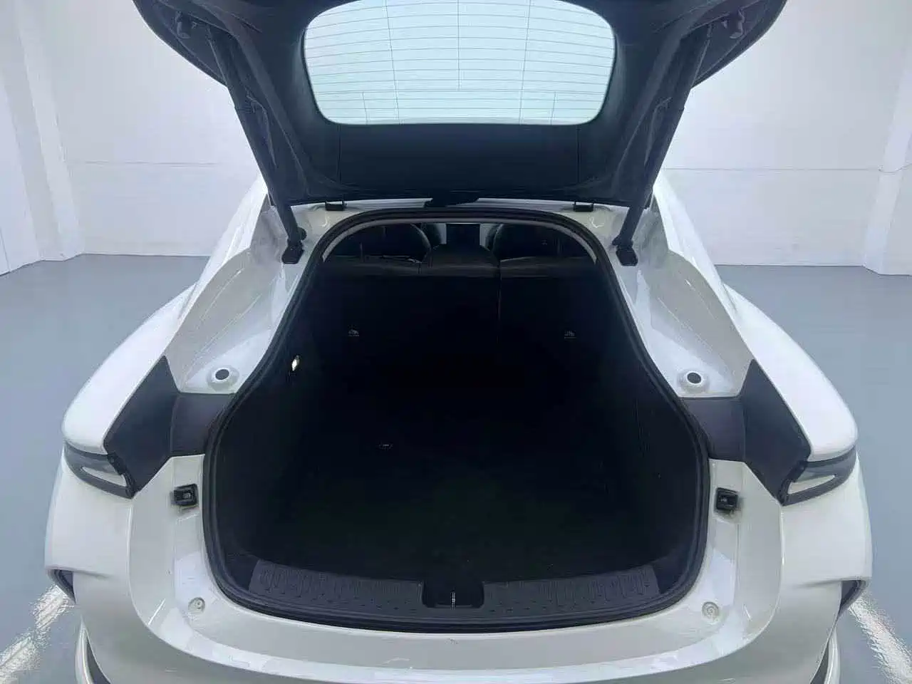 ZHIJI AUTOMOBILE ZHIJI L6