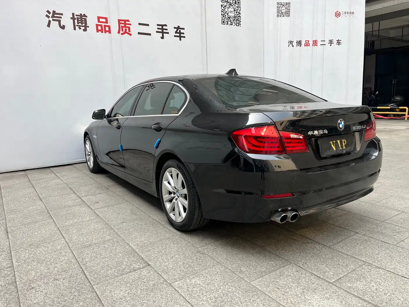 BMW 5 Series 2012 530Li Luxury фото 10