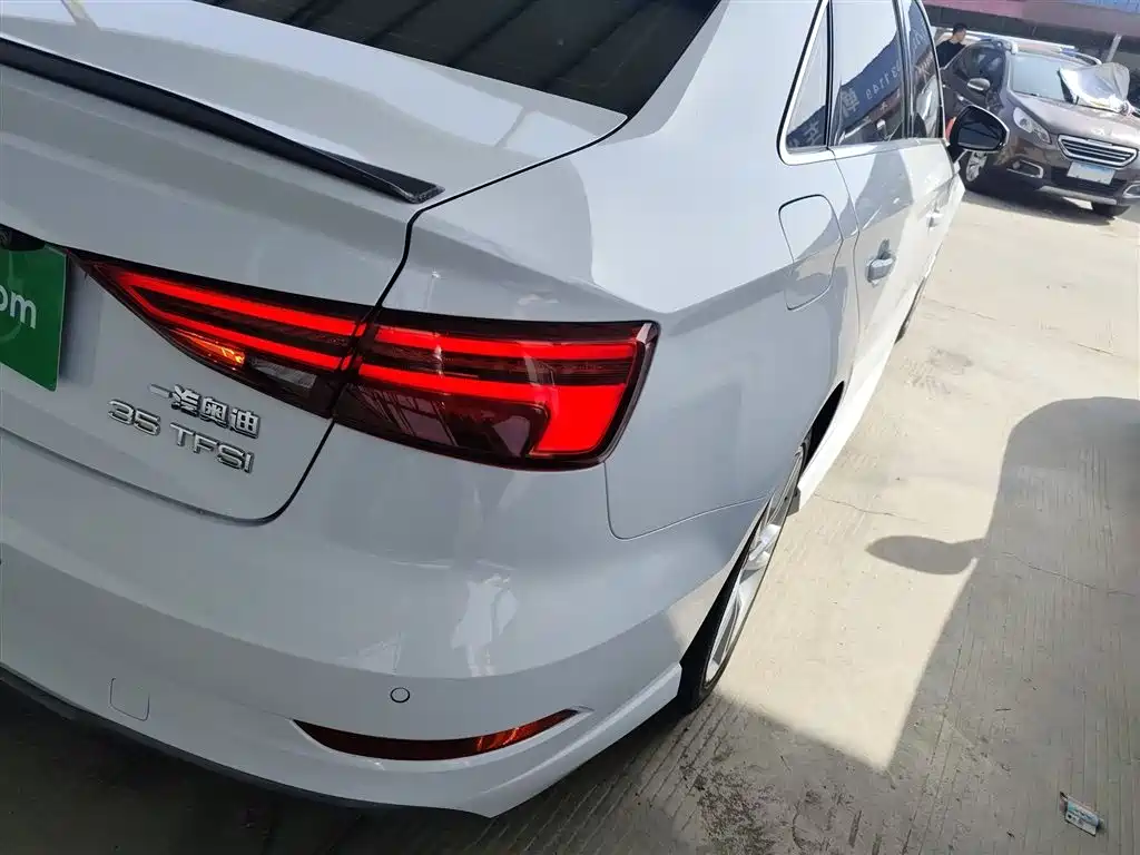 Фото 24 - Audi A3