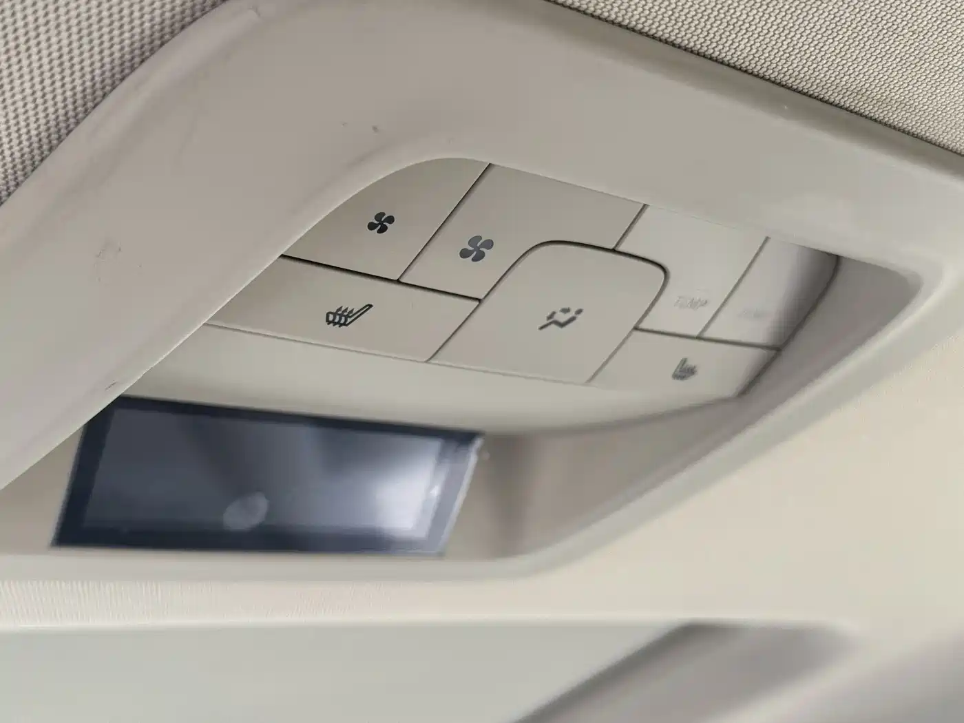 Buick GL8 2011 3.0L GT Luxury Business Elegance Edition фото 26
