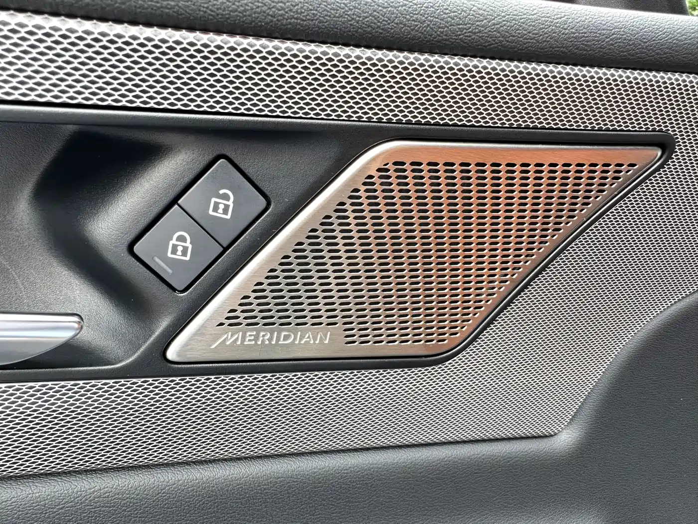 Jaguar XEL 2025 2025 2.0T 250PS R-DYNAMIC 90th Anniversary Edition