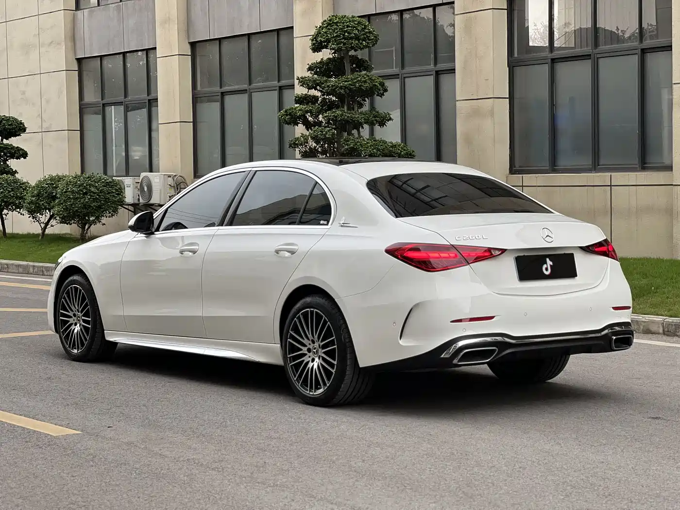 Mercedes-Benz C-Class 2022 C 260 L Sport Edition фото 24