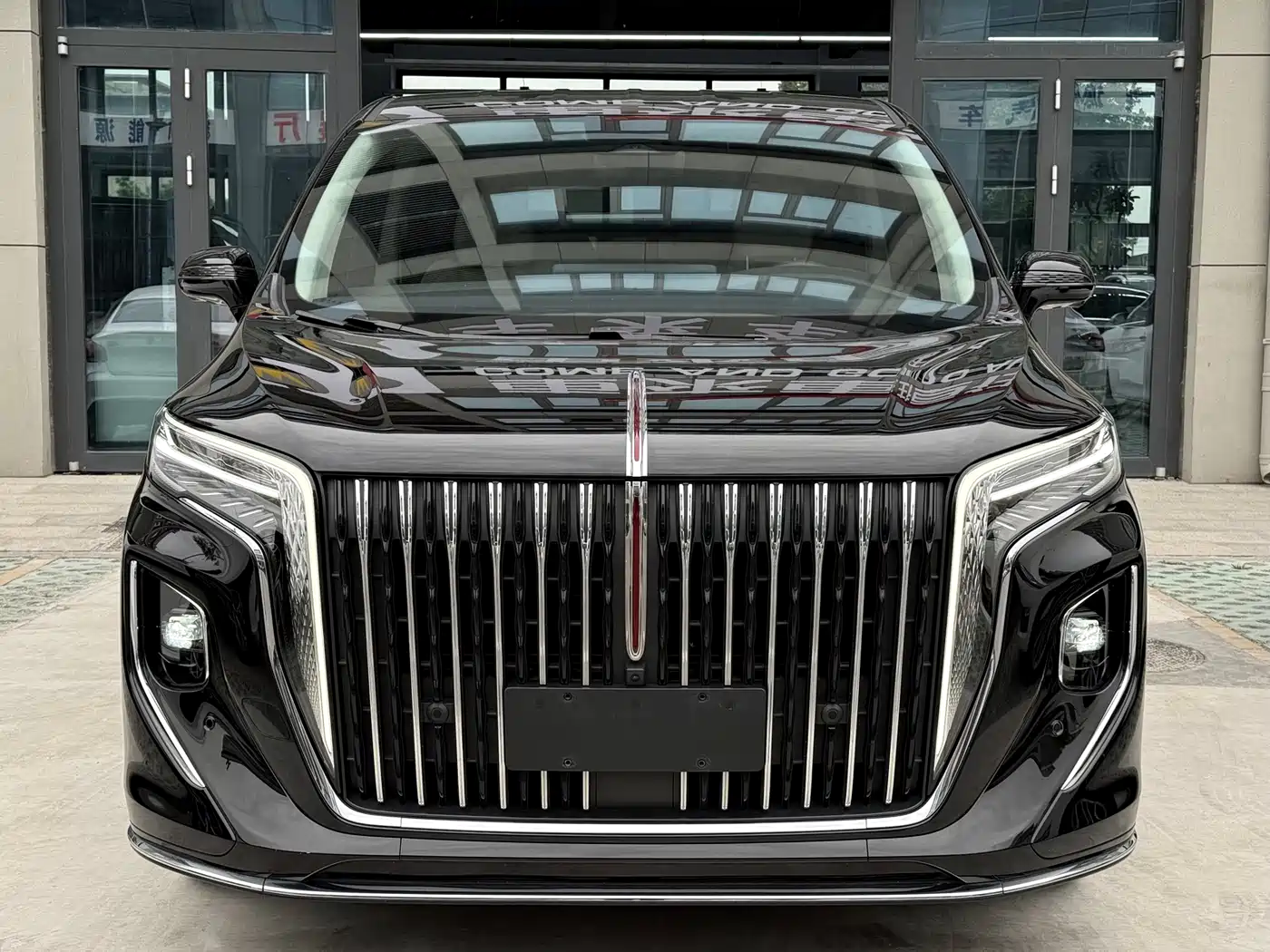 Hongqi HQ9 2023 2.0T Smart Connect Flagship