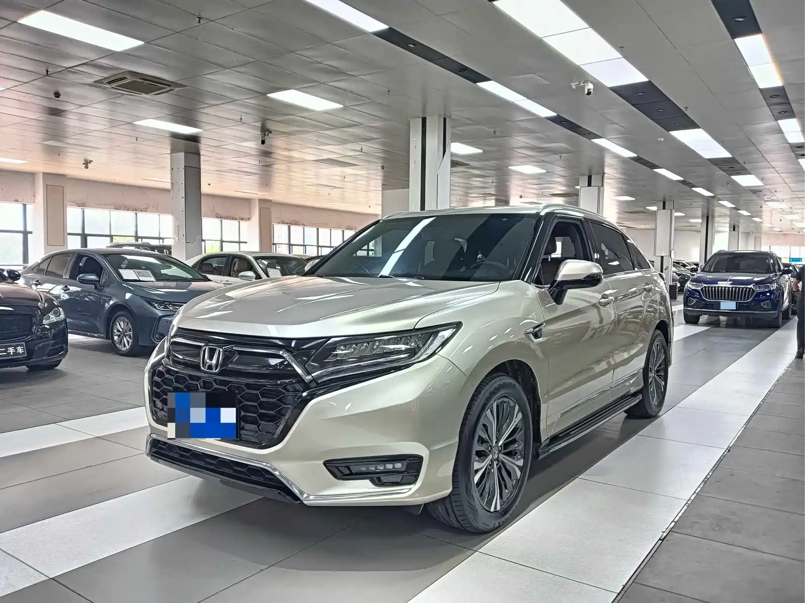 Фото 1 - Honda UR-V