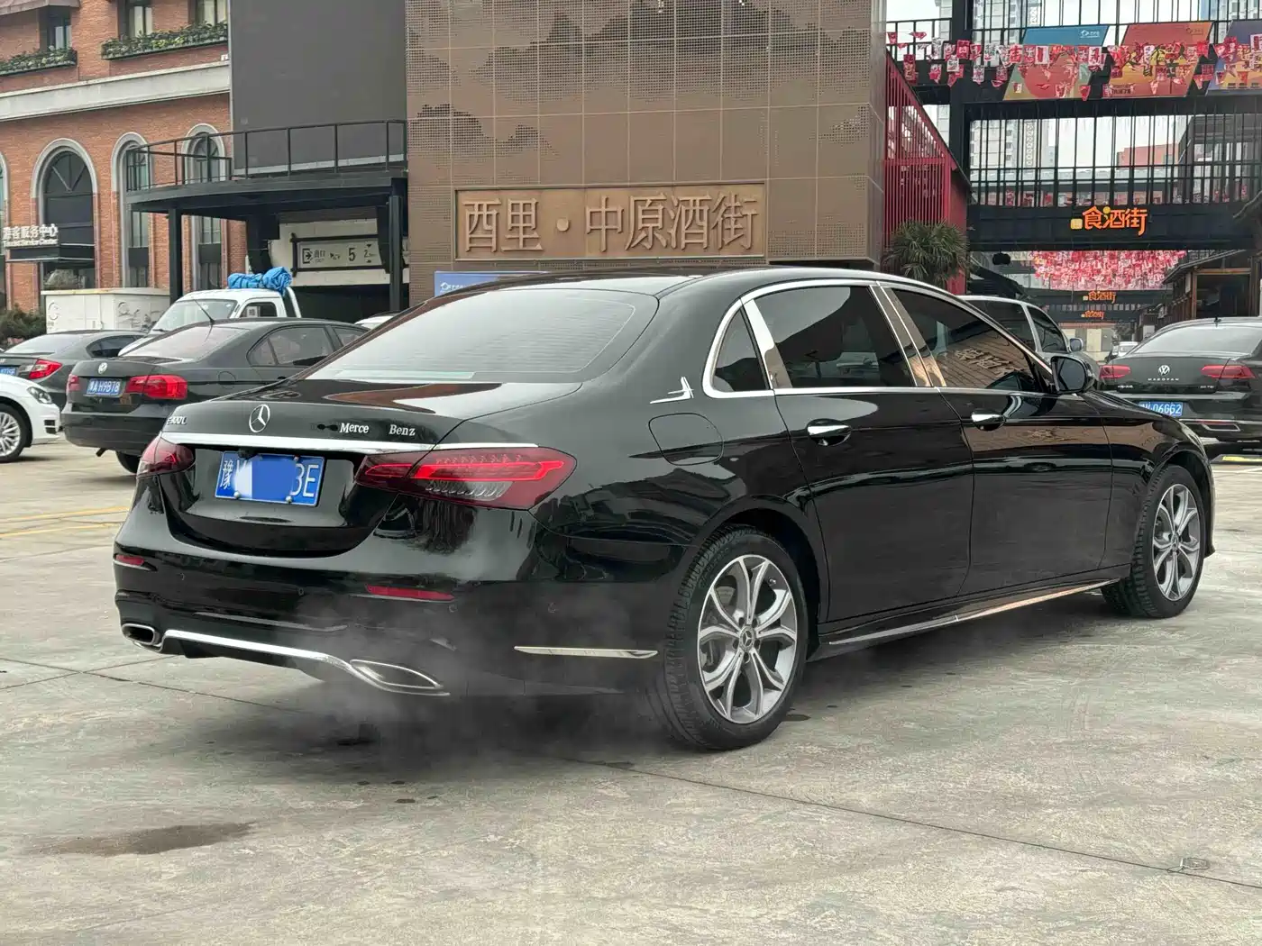 MERCEDES-BENZ E CLASS