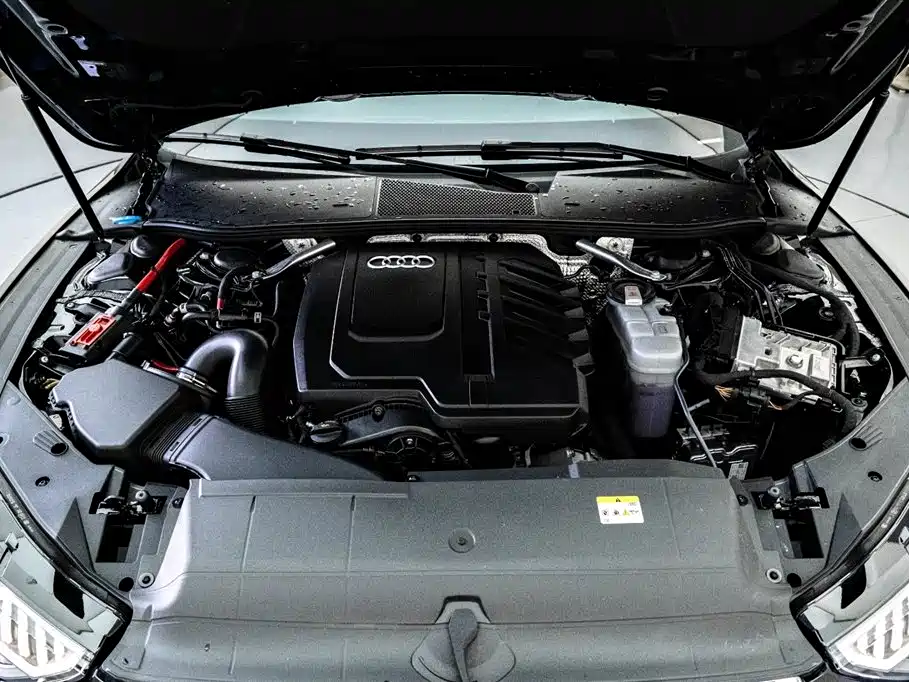 AUDI A7L