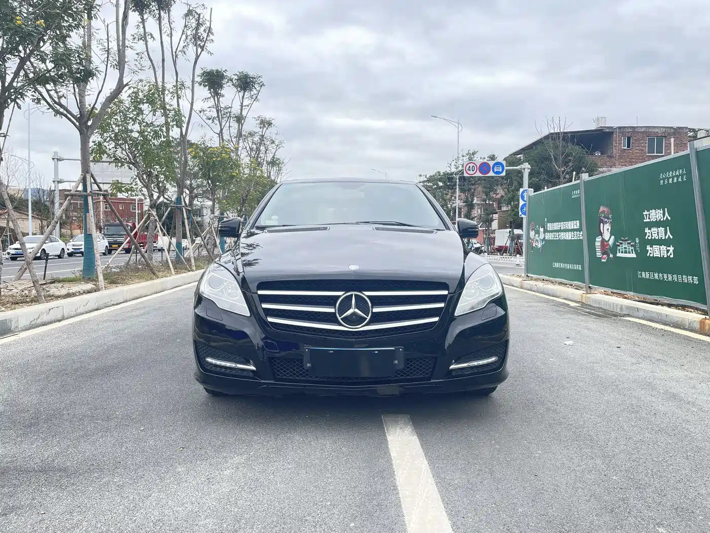 Mercedes-Benz R-Class 2015 R 320 4MATIC Luxury фото 3