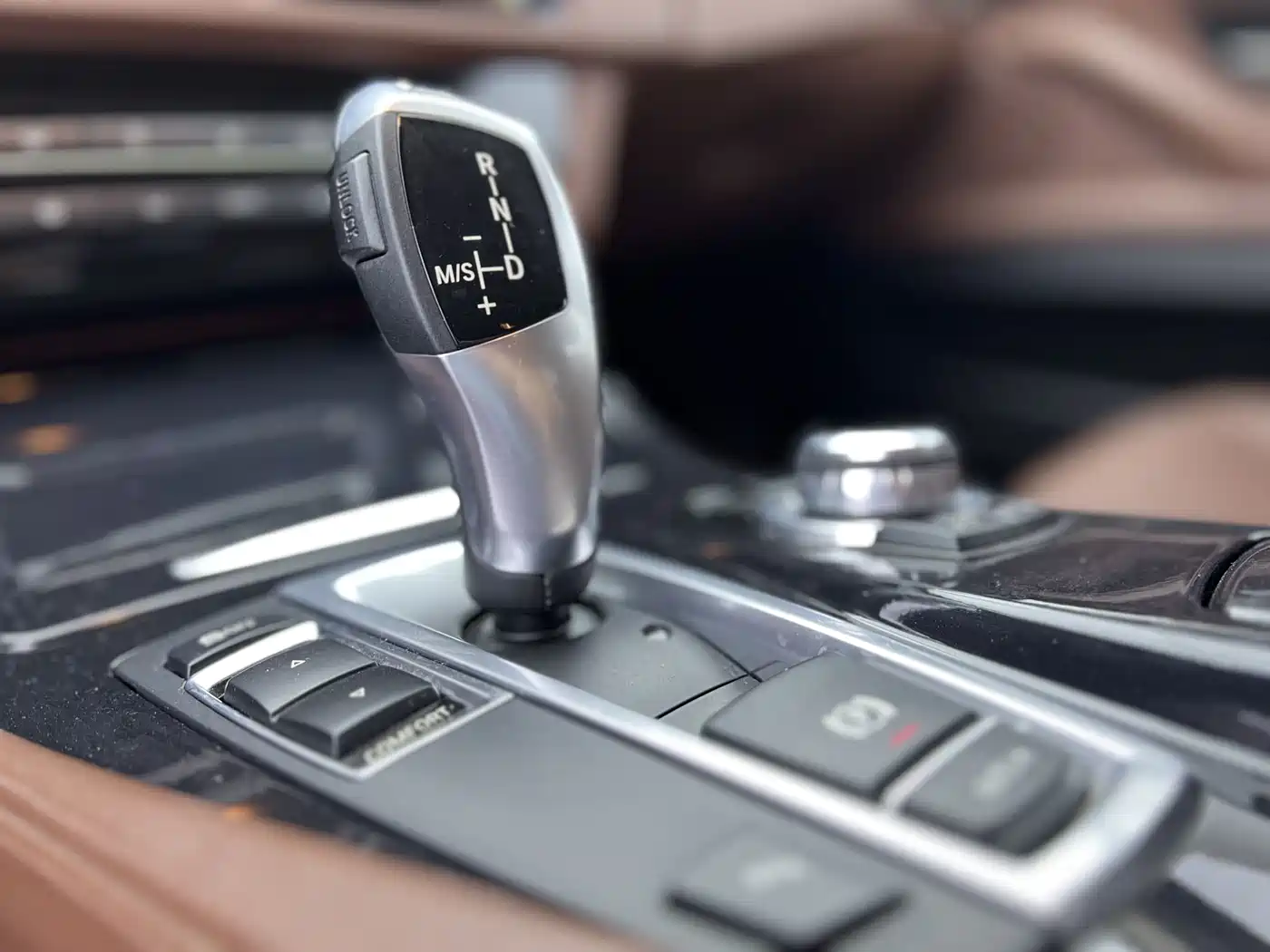 BMW 5 Series 2017 520Li Classic Edition фото 7
