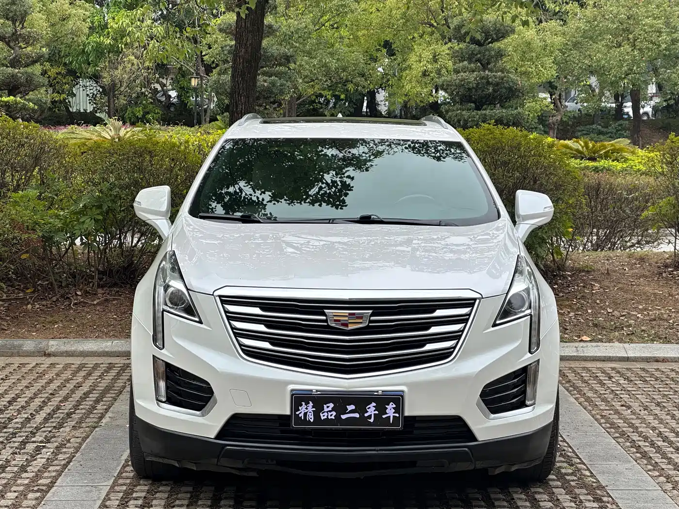 Cadillac XT5 2016 28T AWD Technology Model фото 2