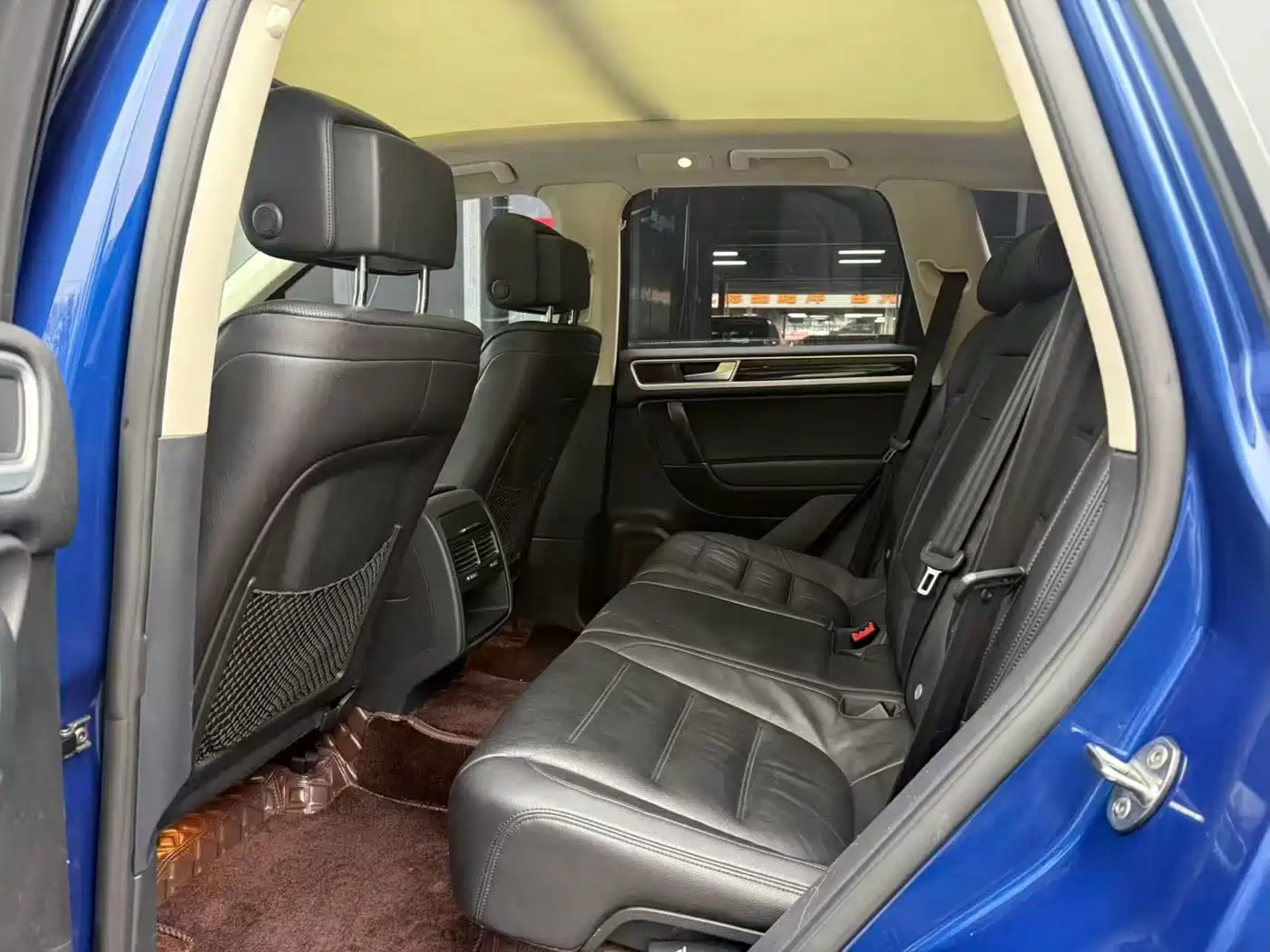 Volkswagen Touareg 2017 3.0TSI Explorer Edition фото 6
