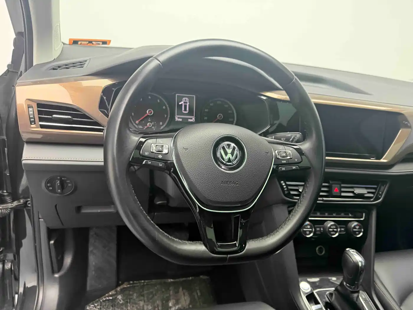Volkswagen Tharu 2019 330TSI AWD Luxury Edition China VI фото 21