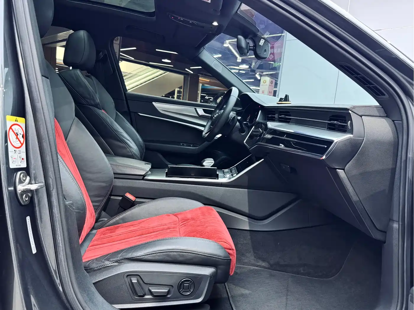 Audi A6L 2019 45 TFSI quattro Exclusive Dynamic фото 18