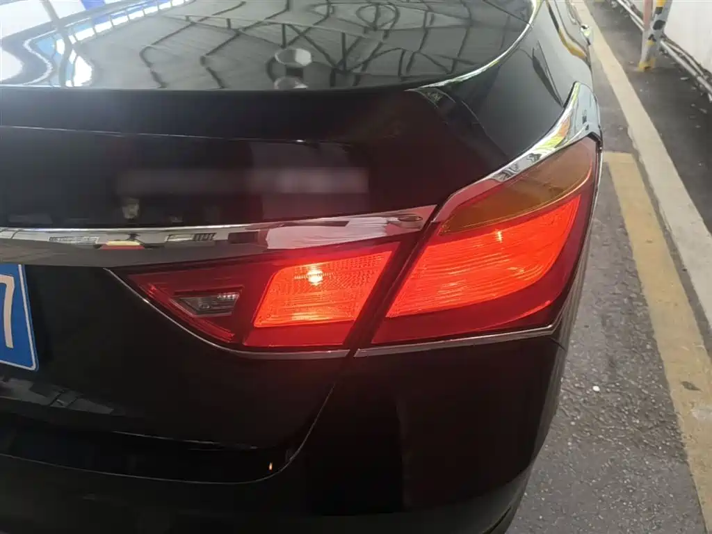 Hyundai Mistra 2014 1.8L Auto Smart GLS фото 8