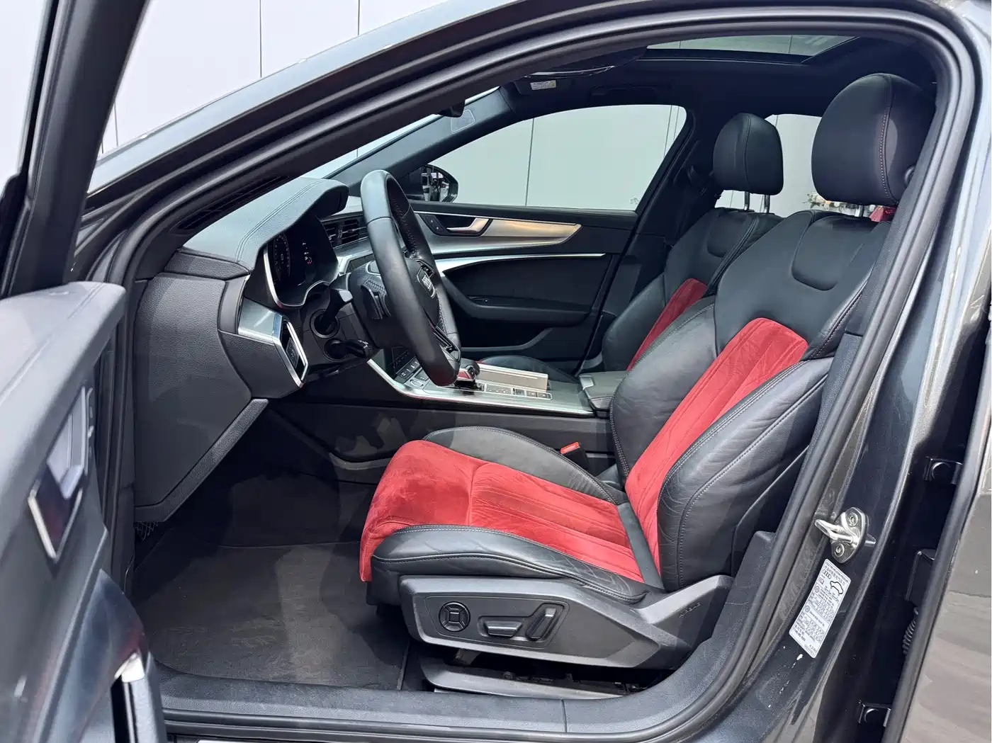 Audi A6L 2019 45 TFSI quattro Exclusive Dynamic фото 9