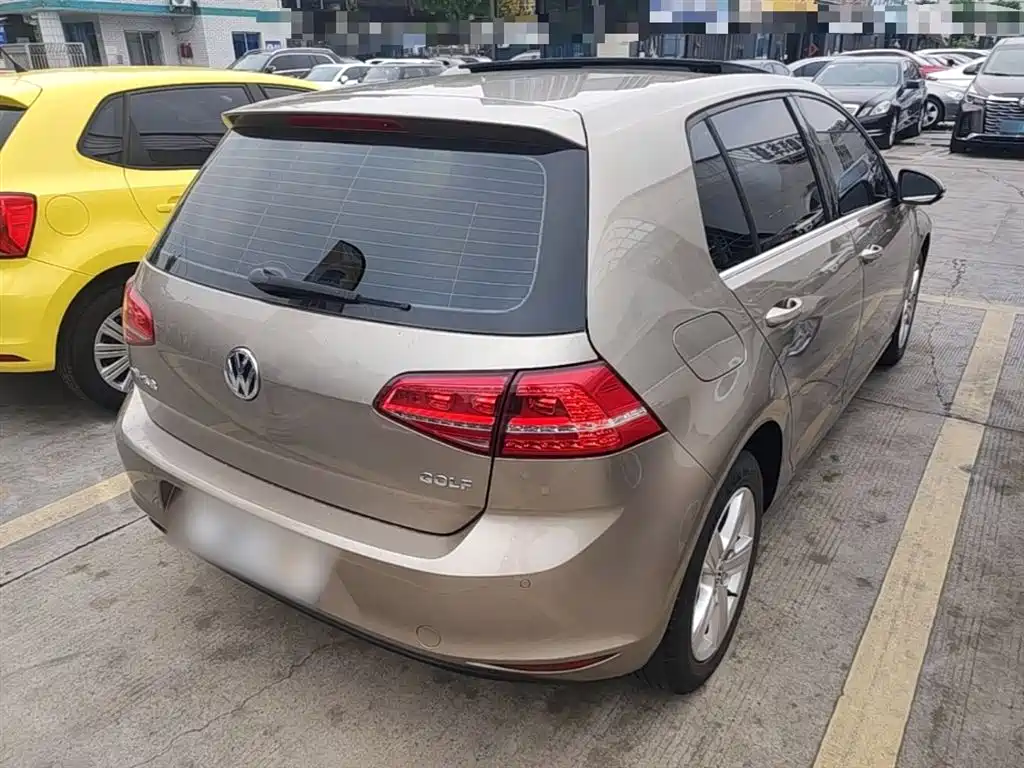 Volkswagen Golf 2016 1.6L Automatic Comfort фото 7