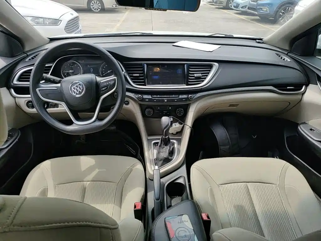 Фото 10 - Buick Excelle