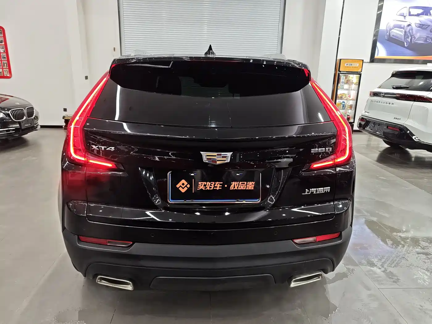 CADILLAC XT4