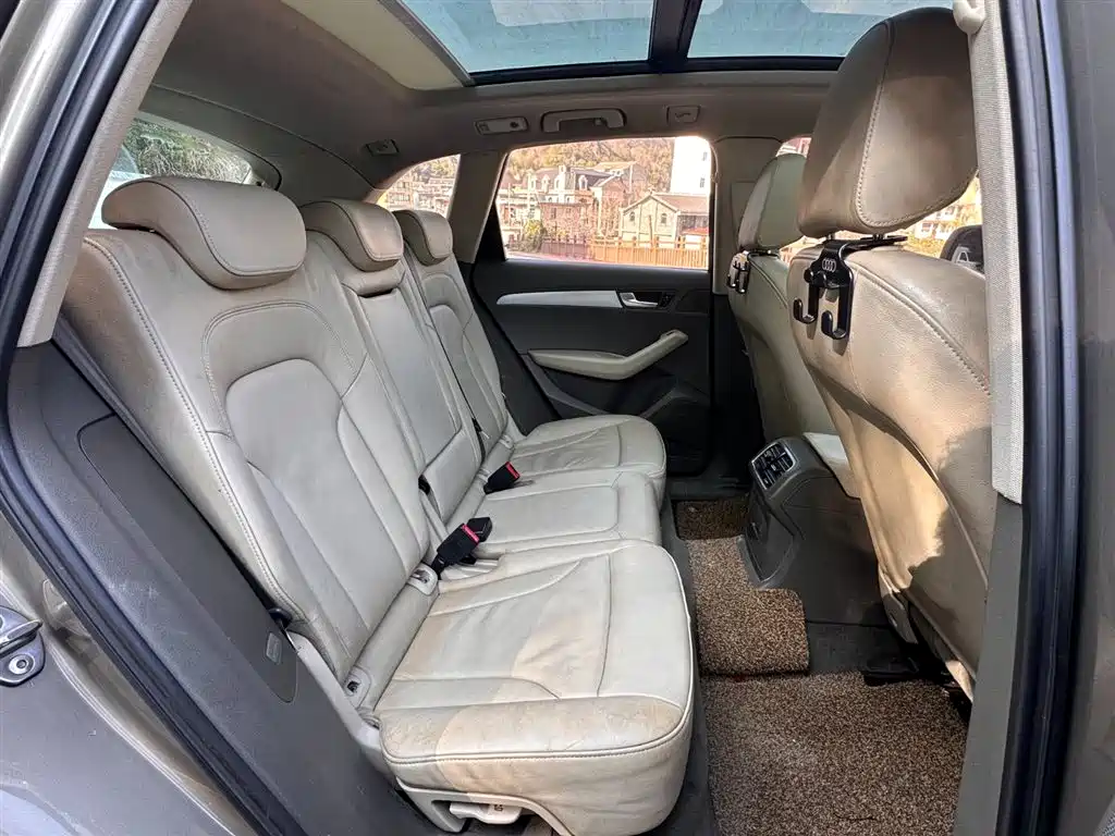 Audi Q5 2011 2.0TFSI Progressive фото 15