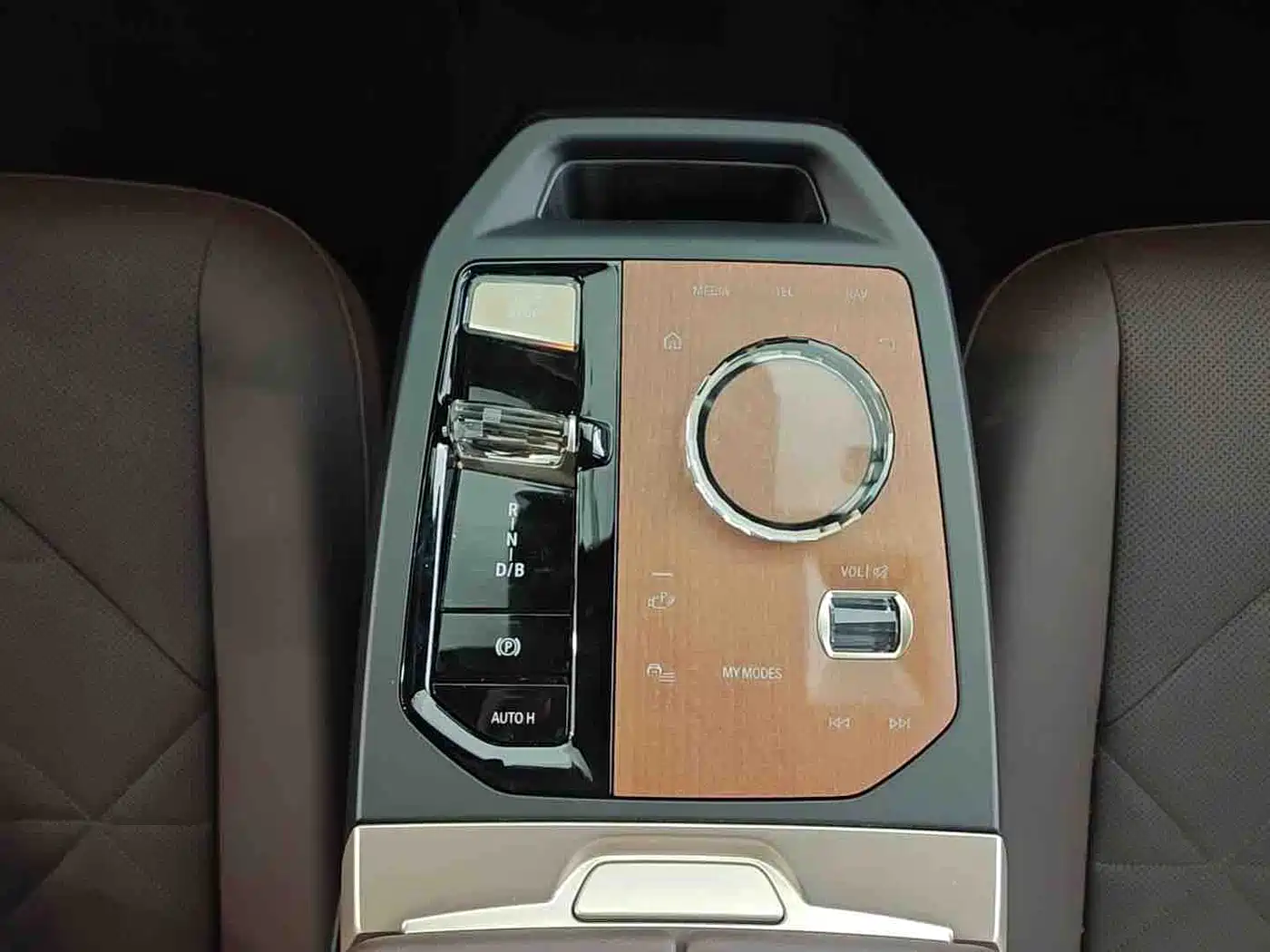 BMW iX 2025 2022 xDrive40