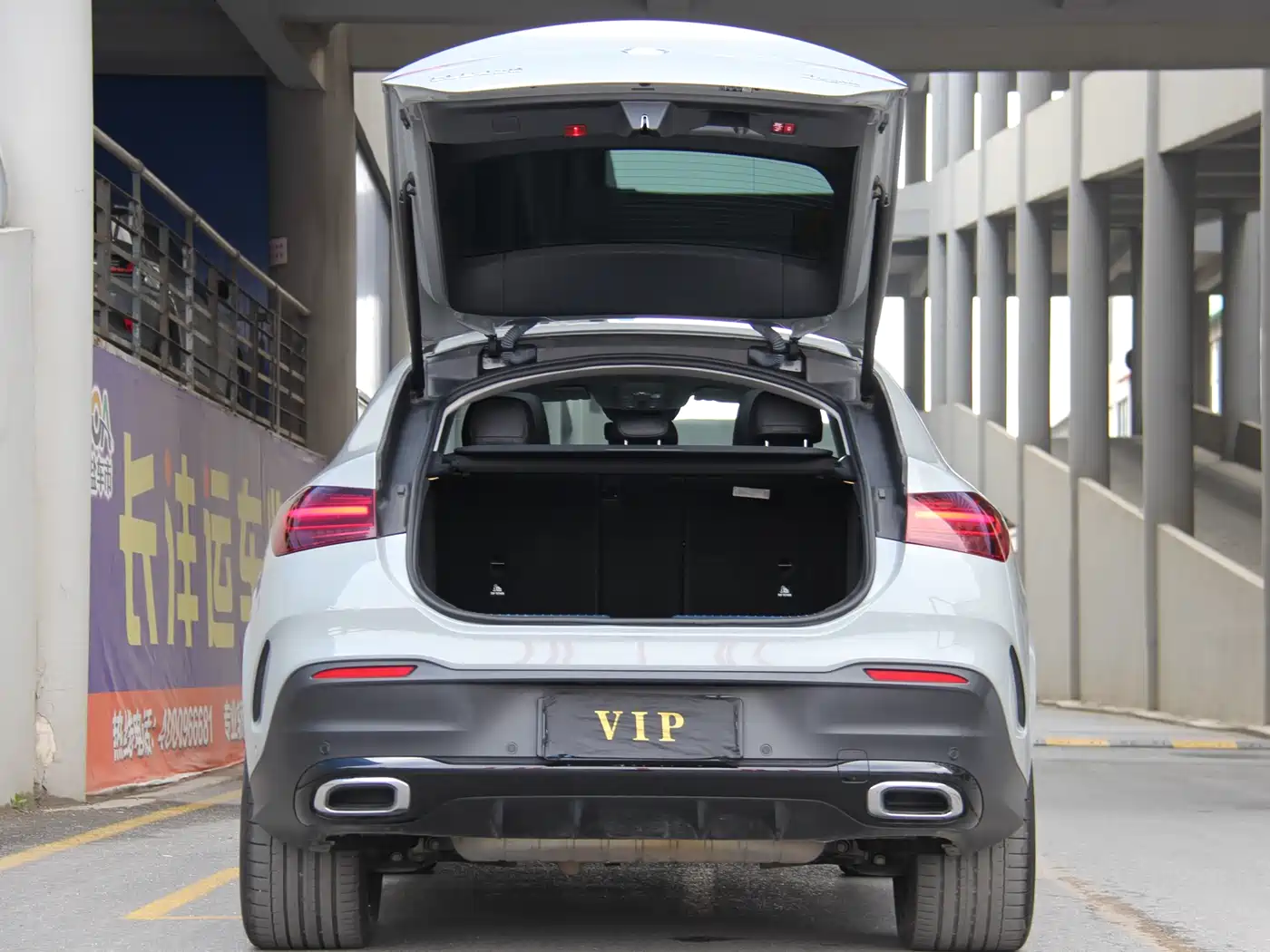 Mercedes-Benz GLE Coupe 2025 GLE 450 4MATIC Coupe SUV Fashion фото 8