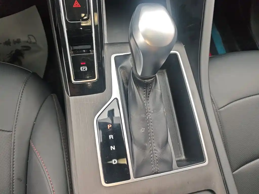 Roewe i5 2026 2026 1.5L CVT Luxury