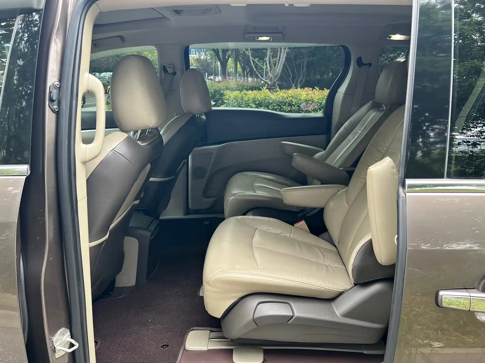 Фото 16 - Buick GL8