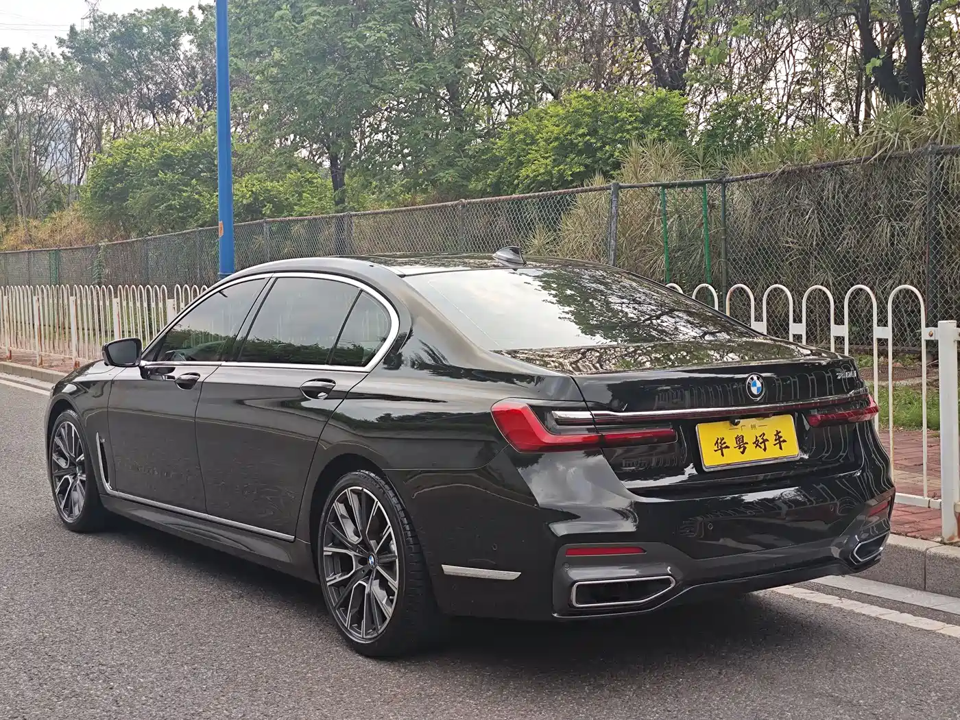 BMW 7 Series 2019 Facelift 740Li Leading M Sport Package фото 4