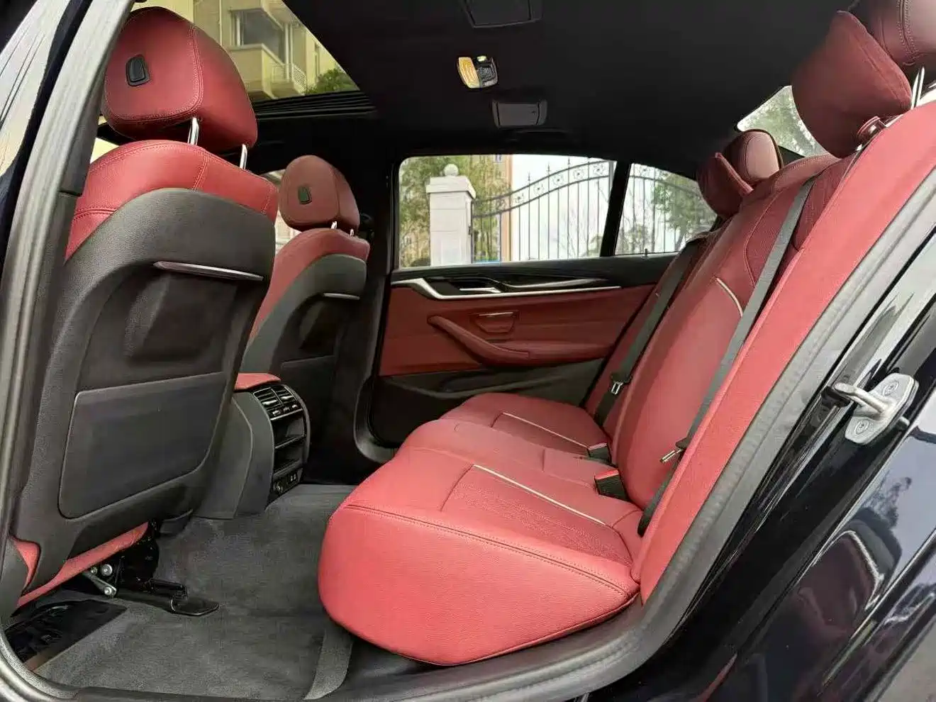 BMW 5 Series 2022 525Li M Sport Package фото 6