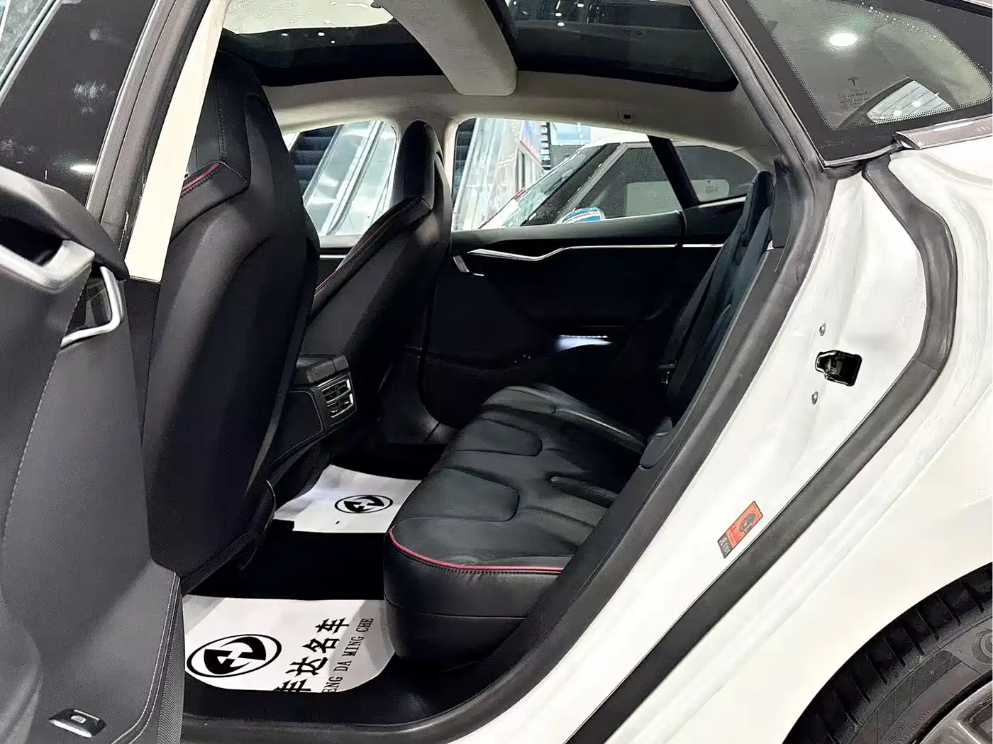 Tesla Model S 2015 2014 Model S P85